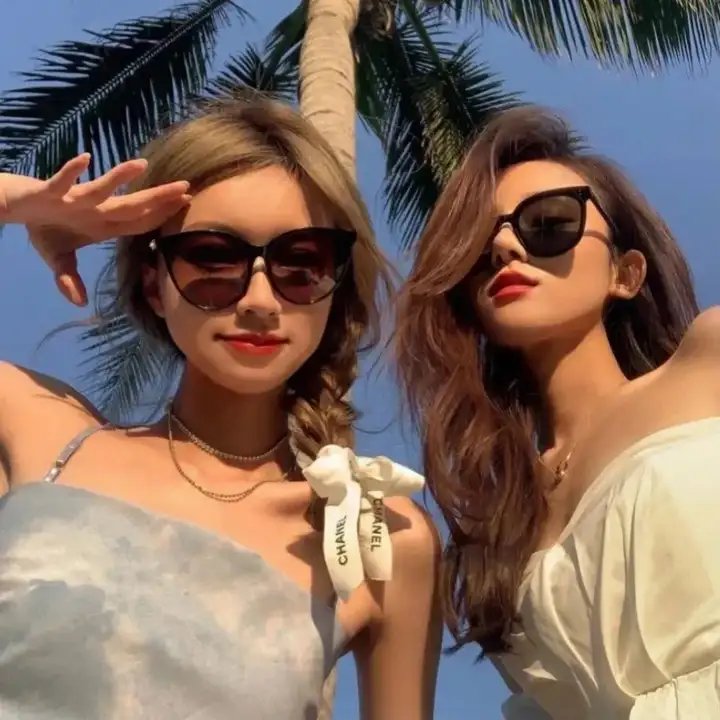 主母虐待我，知我身份后她疯了